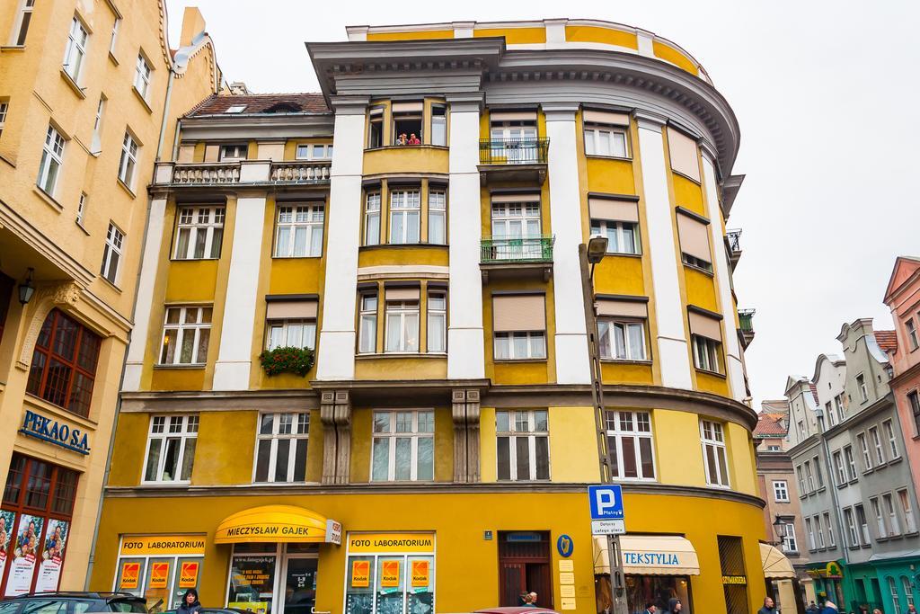 Retro Hostel Познань Экстерьер фото